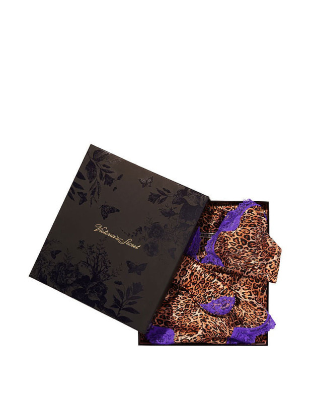 Шовковий Набір 4-в-1 Victoria's Secret  Very Sexy 4-Piece Silk Gift Set_3