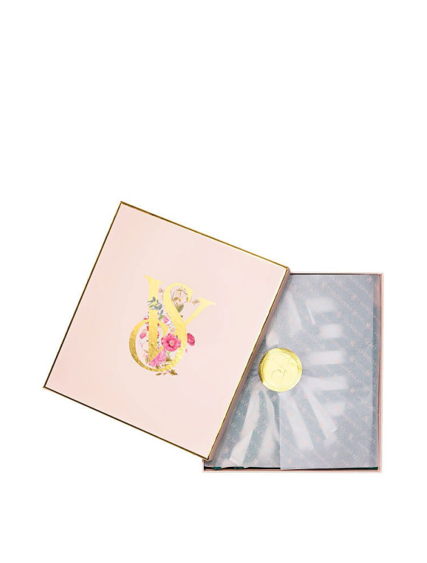 Шовковий Набір 4-в-1 Victoria's Secret Very Sexy 4-Piece Silk Gift Set_2