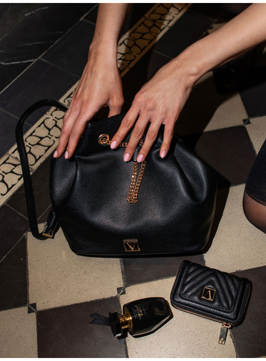 Сумка Victoria's Secret The Victoria Bucket Bag