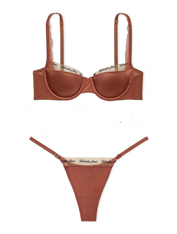 Комплект Білизни Victoria's Secret Very Sexy Smooth Logo Embroidery Lightly Lined Balconette Bra & Logo Embroidery Adjustable Thong Panty_2